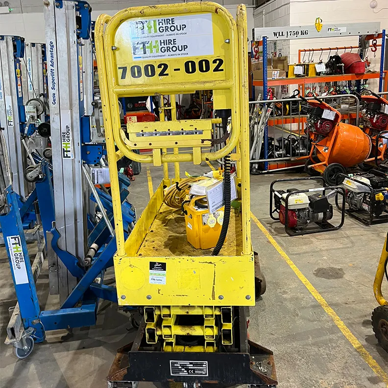 5.2 Scissor Lift Youngman Boss X3X 2014